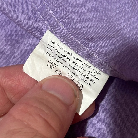 IZOD MEN'S SHIRT 15 1/2(32-33) PURPLE REGULAR FIT WRINKLE FREE QUICK DRY TWILL - Picture 4 of 6